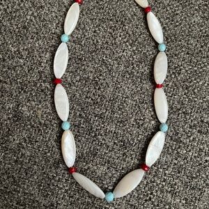Necklace Mother of Pearl, Turquoise, red coral. SS